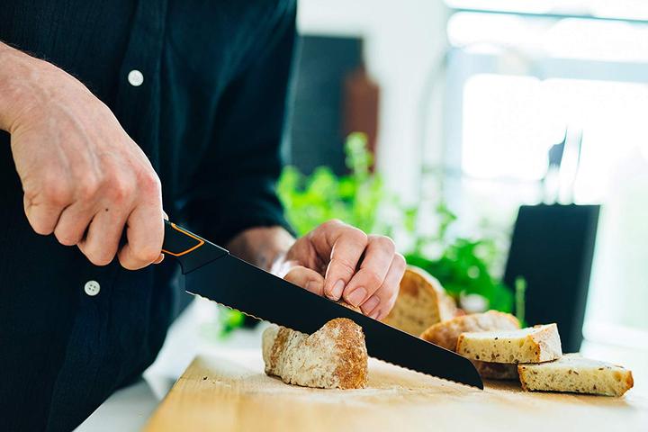Actual product image Fiskars Bread knife (23 cm)
