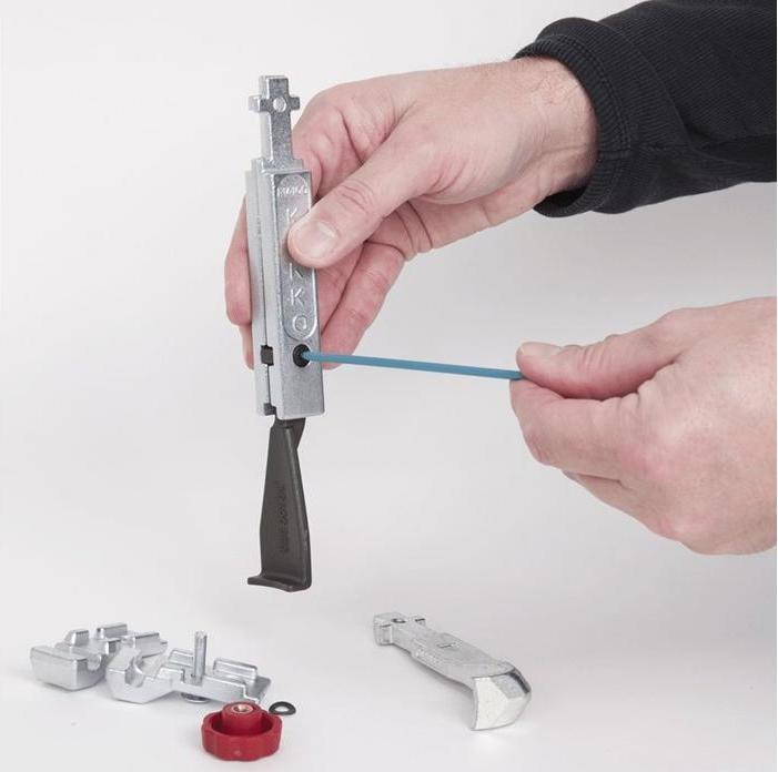 Actual product image Kukko Puller hook set series 2-S 3pcs. hook-l.250mm quick adjustable w.sliding piece hook-l.9 27/32Zo...