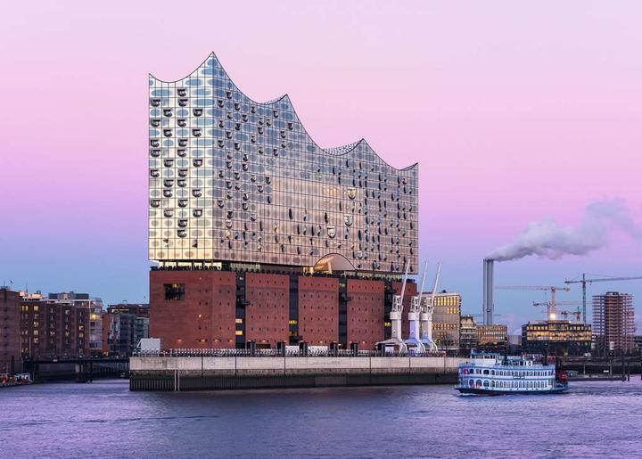 Actual product image Ravensburger Elbphilharmonie Hamburg (1000 pieces)