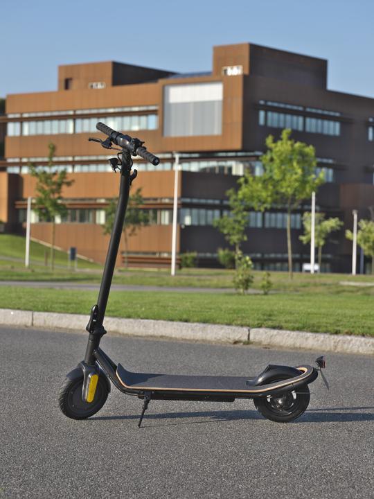 Produktbild Denver SCO-85351 THOR (20 km/h, 20 km, 350 W)