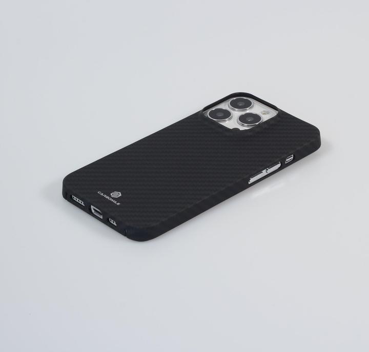Immagine prodotto Carbomile Custodia di protezione in fibra di carbone aramide véritable (Apple iPhone 15 Pro)