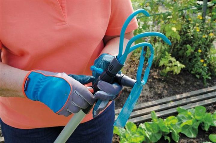 Actual product image Gardena Combisystem aluminium handle (150 cm)