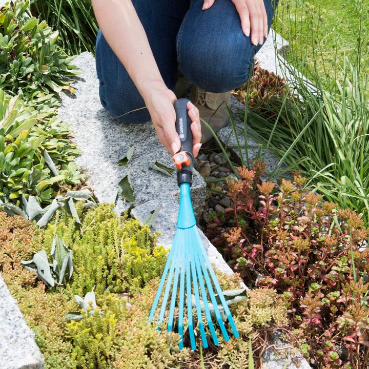 Actual product image Gardena Combisystem small broom