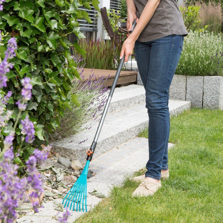 Actual product image Gardena Combisystem small broom