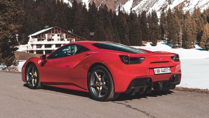 Immagine prodotto 6h noleggio Ferrari