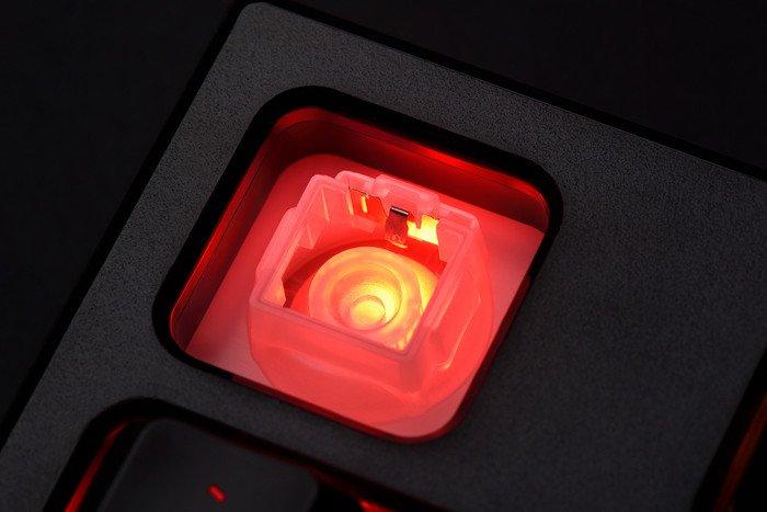 Produktbild Razer Ornata Chroma (DE, Kabelgebunden)
