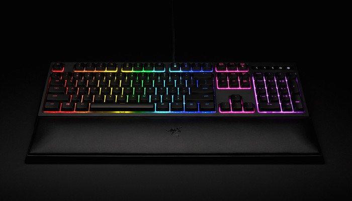 Produktbild Razer Ornata Chroma (DE, Kabelgebunden)