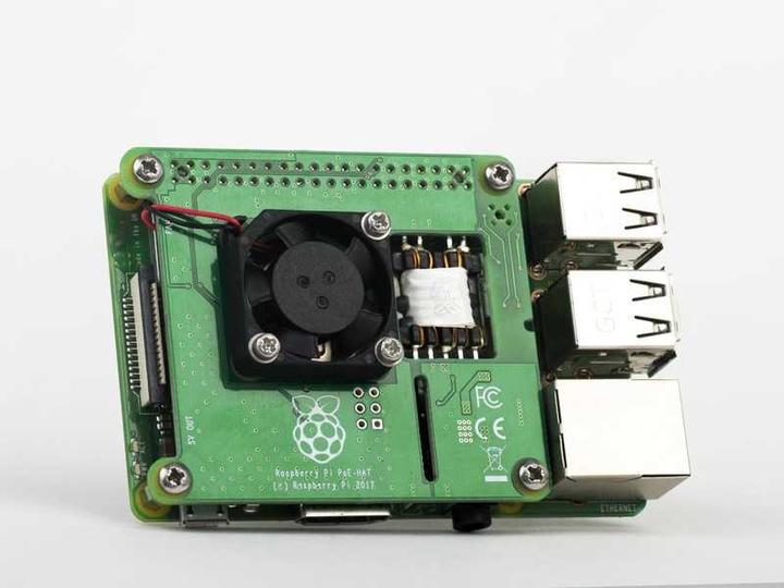 Image du produit Raspberry Pi PoE+ HAT