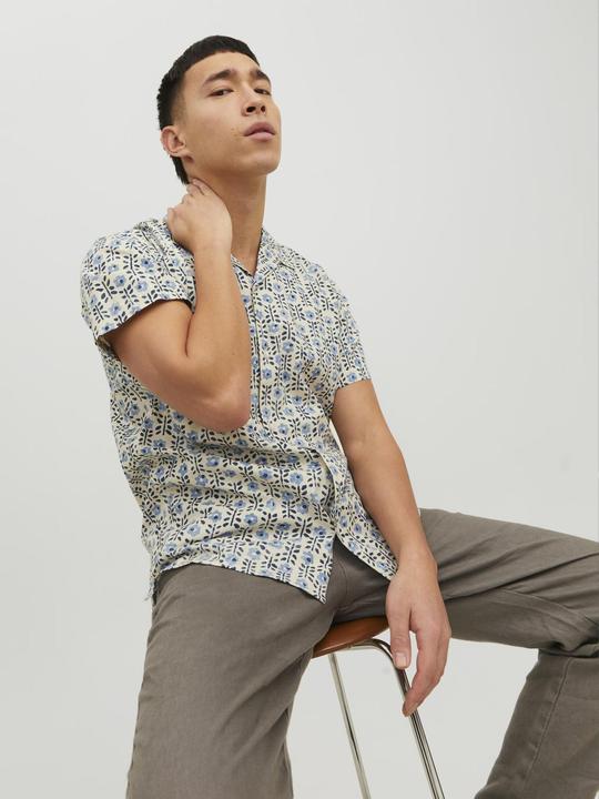Produktbild Jack & Jones Bedrucktes Freizeit Kurzarmhemd (XS)