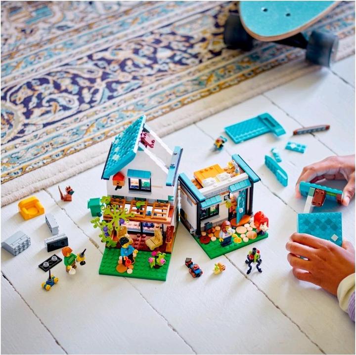 Actual product image LEGO Cosy house (31139, LEGO Creator 3-in-1)