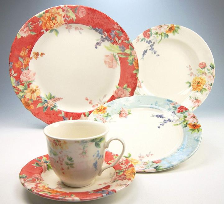 Actual product image CreaTable Crimson (30 Piece)