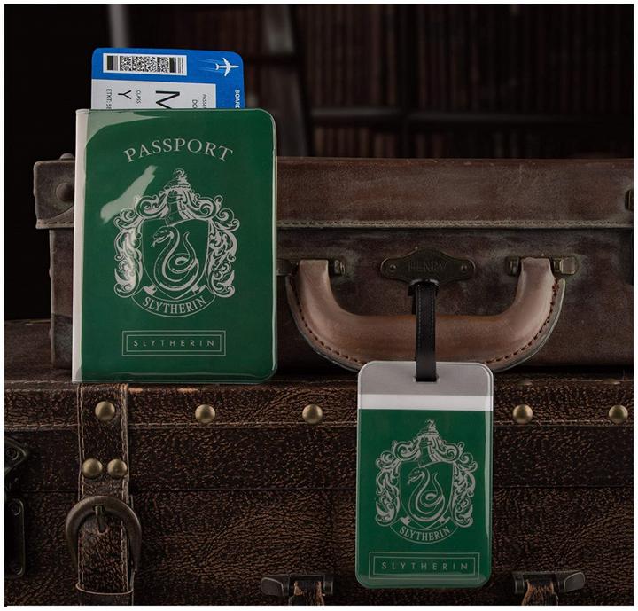Produktbild Cinereplicas Set of Passport cover and Tag - Slytherin - Harry Potter CR2512 (Tasche)
