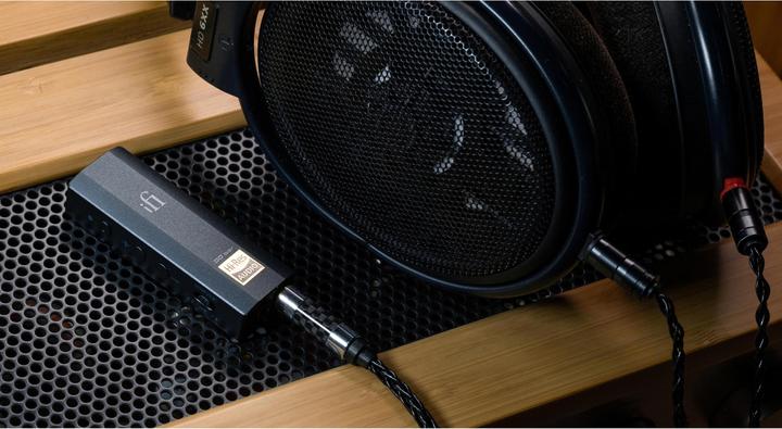 Actual product image iFi Audio GO bar (gain switch, Bass Boost, USB-DAC)