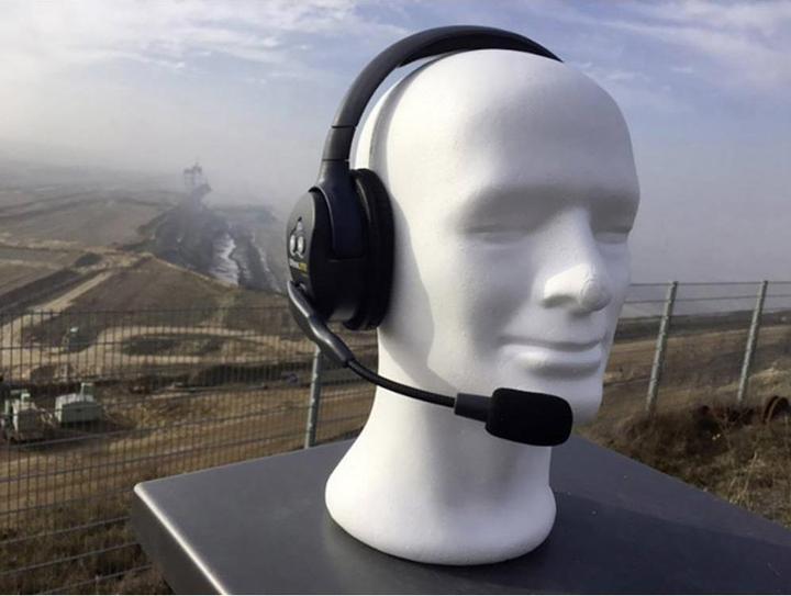 Actual product image Maas Elektronik EARTEC Ultralite UL2S DECT Intercom (0.15 km)