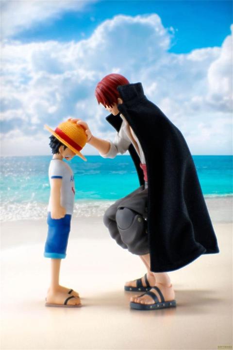 Produktbild Bandai One Piece S.H.Figuarts Actionfiguren 2er-Pack Shanks & Monkey D. Luffy Childhood Ver.