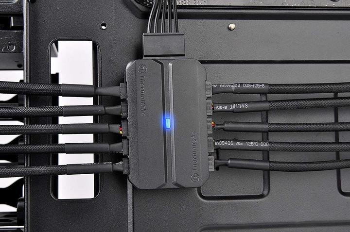 Immagine prodotto Thermaltake Comandante FP (10 Porti)