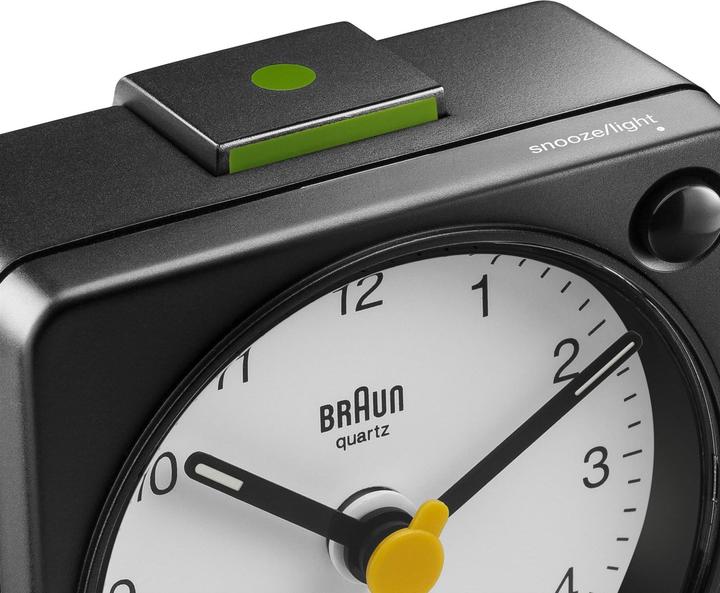 Produktbild Braun BC 02 XBW Quarzwecker Lichtf.