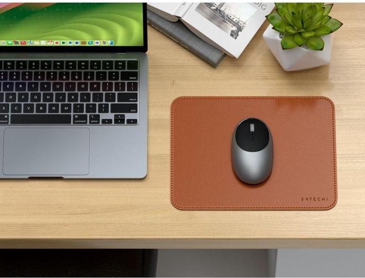 Actual product image Satechi Vegan-Leather Premium Mouse Pad Brown