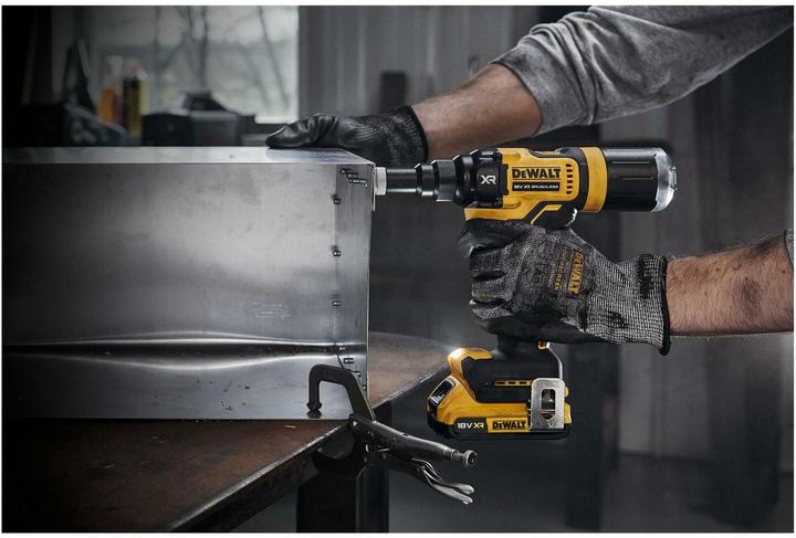 Produktbild DeWalt DCF403NT-XJ