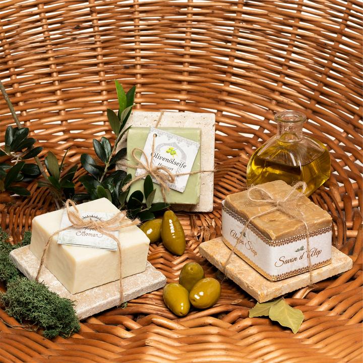 Image du produit Natura Punto Savon pour hammam à l'huile d'olive, avec porte-savon en travertin (Savon dur)