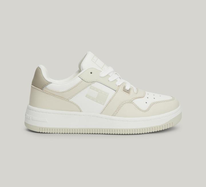 Actual product image Tommy Hilfiger Tjw Retro Basket Tonal Logo (37)