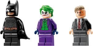 Image du produit LEGO Batman Tumbler vs. Two Face & The Joker (76303, LEGO DC)