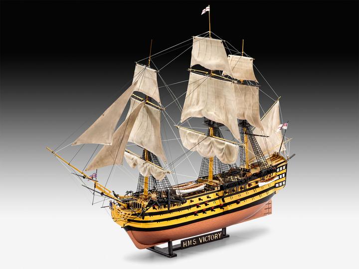 Produktbild Revell H.M.S. Victory