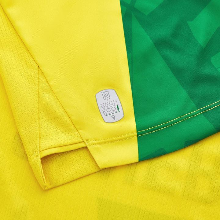 Produktbild Macron heimtrikot fc nantes 2024/25 (L)