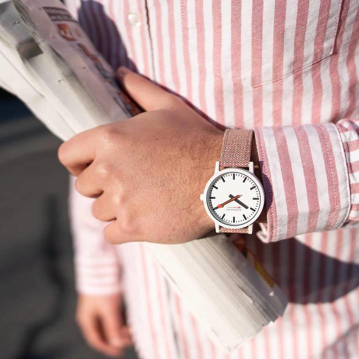 Produktbild Mondaine Essence (Analoguhr, Swiss Made, 41 mm)