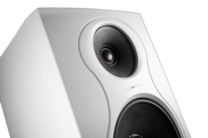 Produktbild Kali Audio IN-8 WH Second Wave actieve studiomonitor (per stuk) (Aktiv, 1 Stk.)