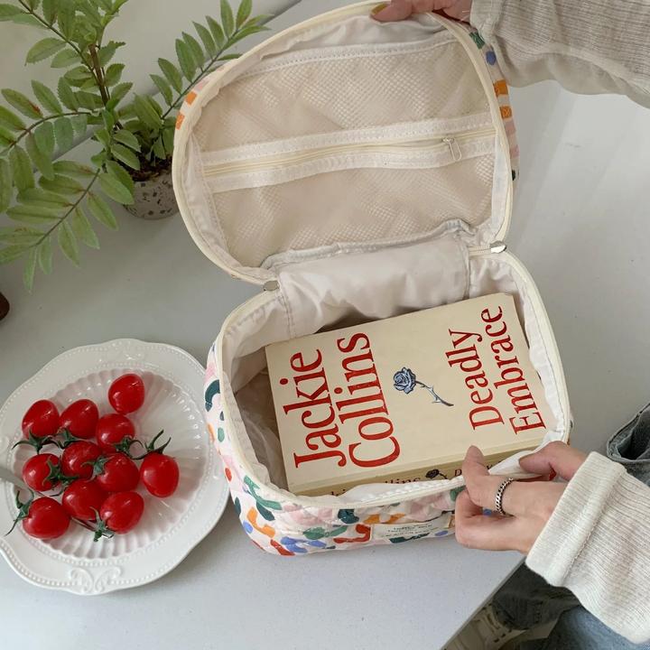 Produktbild Only-Bags.Store Quilten Baumwolle Make-Up Tasche Zipper Cosmetic Organizer Reise Wesentliche Tasche Handtasche Box