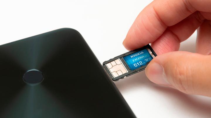 Produktbild Kioxia MICRO SD 512GB EXCERIA G2 W/ADAPTOR (512 GB, microSDHC, U3, UHS-III)