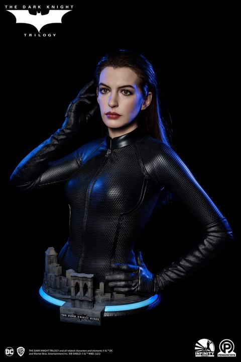 Immagine prodotto Infinity Studio DC Comics - Il Cavaliere Oscuro "Catwoman" Busto 1/1