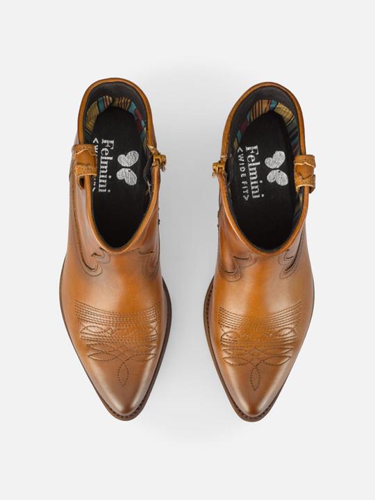 Actual product image Felmini The wide cowboy ankle boot made from Marvin leather is a trendy and comfortable choice. This wide (36)