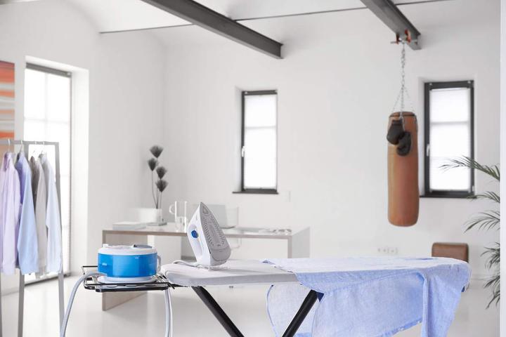 Image du produit Braun IS 2043 CareStyle Compact (2200 W, 300 g/min)