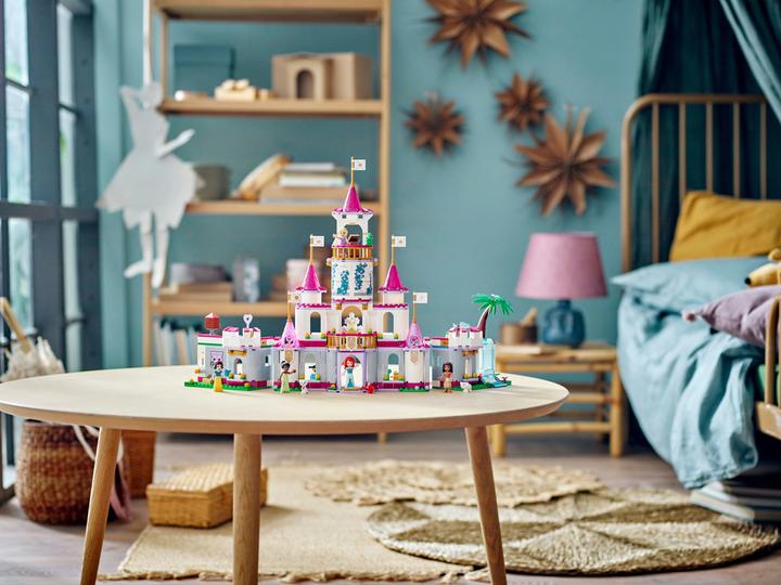 Produktbild LEGO Ultimatives Abenteuerschloss (43205, LEGO Disney)