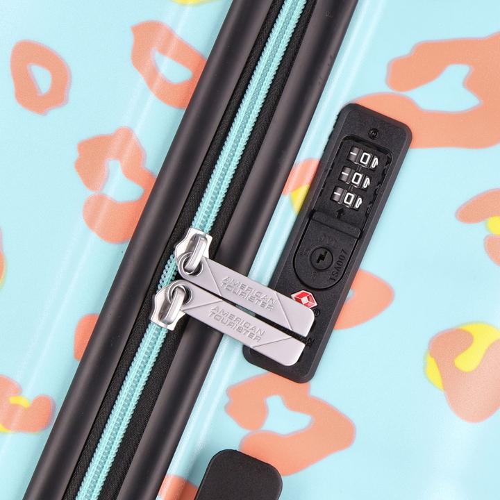 Actual product image American Tourister WAVEBREAKER DISNEY Spinner (96 l, XL (from 140l))