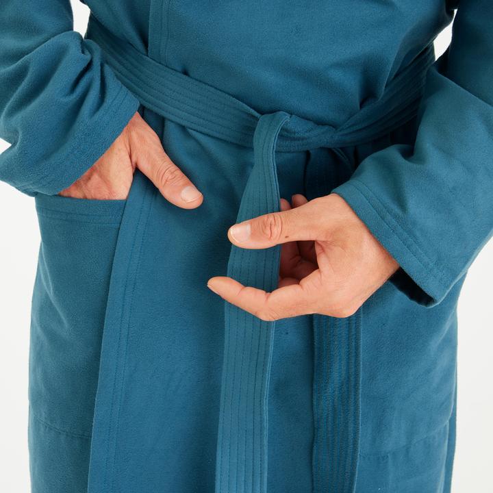 Actual product image Nabaiji Men's microfibre compact hooded bathrobe in duck blue (S)