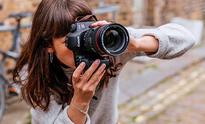 Productafbeelding Canon EOS 6D Mark II Body (26.20 Mpx, Volledig formaat)