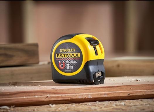 Actual product image Stanley FatMax magnetic roulette 5m x 32mm (Metric)