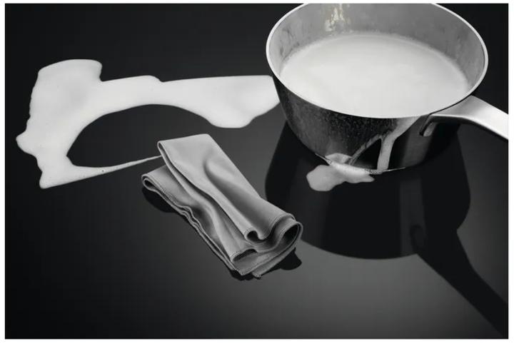 Actual product image AEG KOOKPLAAT INDUCTIE CDE84543CB
