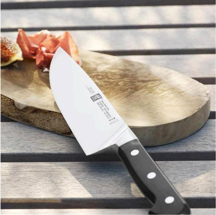 Actual product image Zwilling Pro (18 cm)