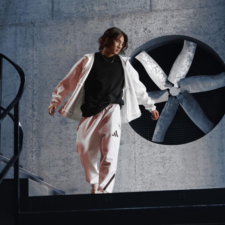 Actual product image adidas Z.N.E. Pants (M)