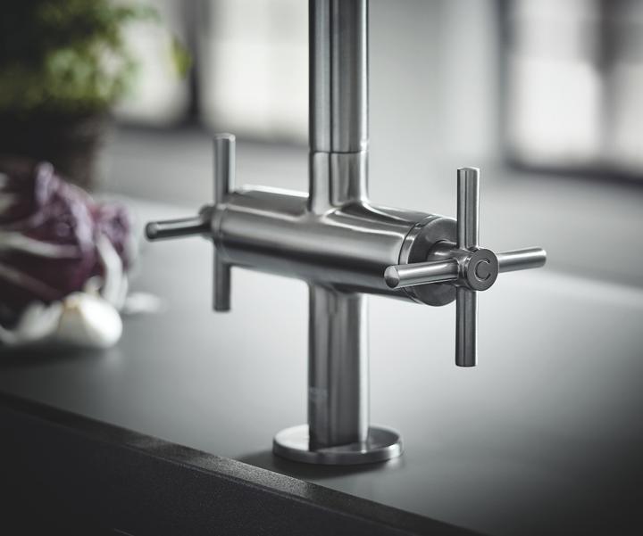 Actual product image Grohe Two-handle sink mixer ATRIO 1/2" C-outlet su-st