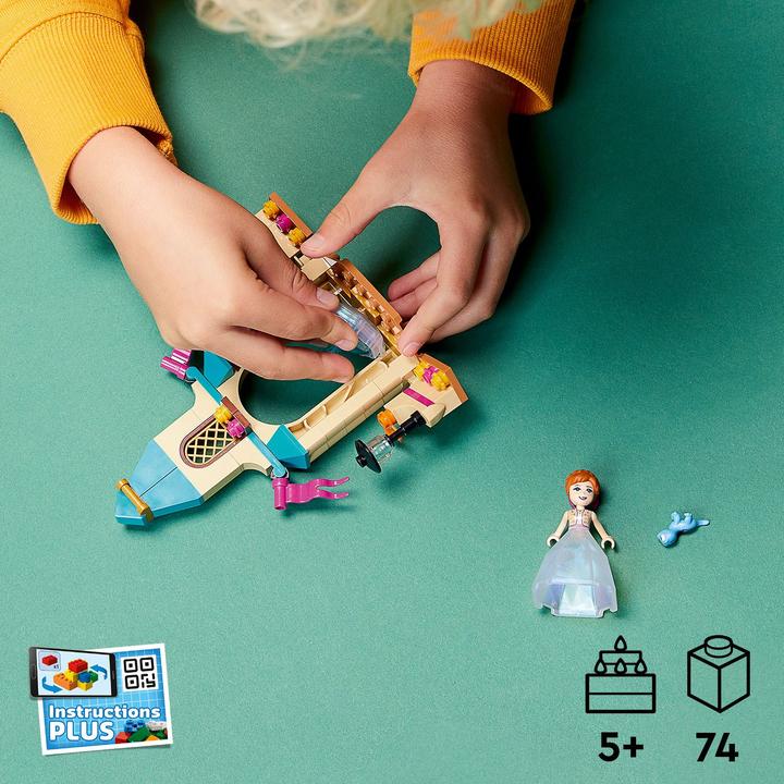 Actual product image LEGO Anna's castle courtyard (43198, LEGO Disney)