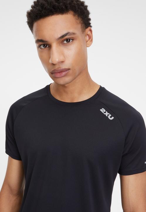 Actual product image 2XU Aero Tee (L)