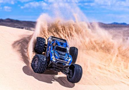 Actual product image Traxxas M.TRUCK MINI MAXX 4WD EP RTR BLUE BL-2s BRUSHLESS MIT LadegerÃ¤t & Akku (RTR Ready-to-Run)