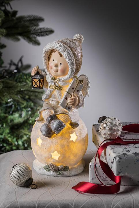Produktbild GuGus LED Figur Kind sitzend auf Kugel aus Polyresin mit Laterne und Engelflügeln