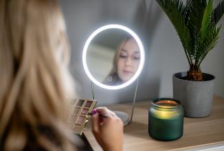 Produktbild Humanas HS-ML01 Makeup Mirror with LED Lighting USB (20 x 20 x 30 cm)