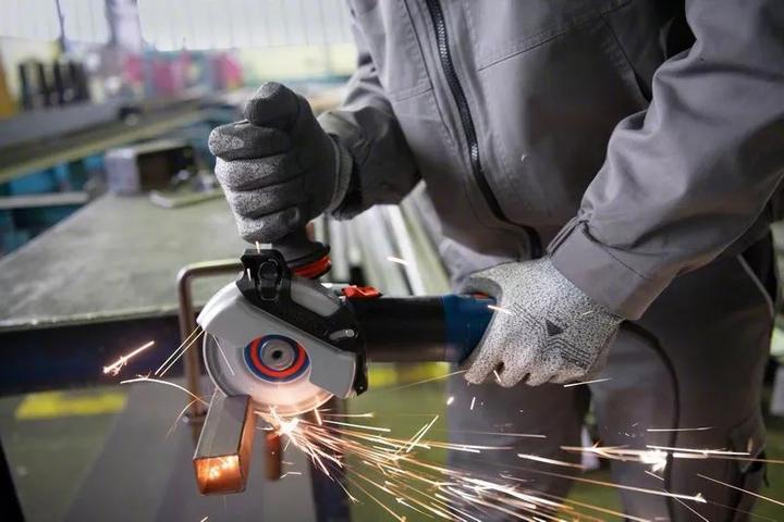 Produktbild Bosch Professional Winkelschleifer GWS 17-125 S (125 mm)